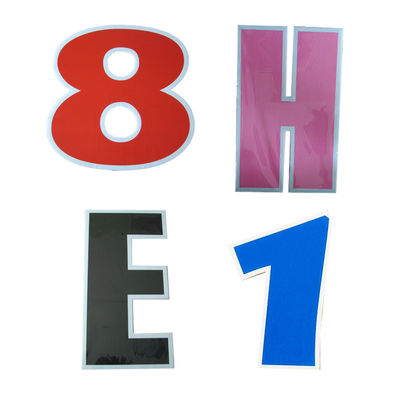 احتفل بشكل فريد ومذكر مع علامات PP Yard Card Yard المخصصة لكل مناسبة