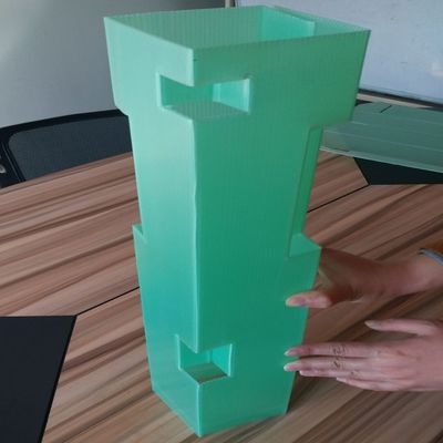 2mm كورفلوت البلاستيك جذع شجرة التفاف الأخضر البلاستيك شجرة الحرس