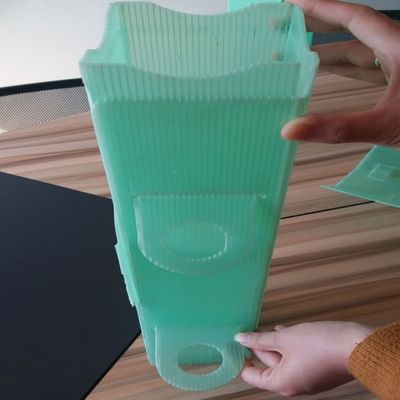 2mm كورفلوت البلاستيك جذع شجرة التفاف الأخضر البلاستيك شجرة الحرس