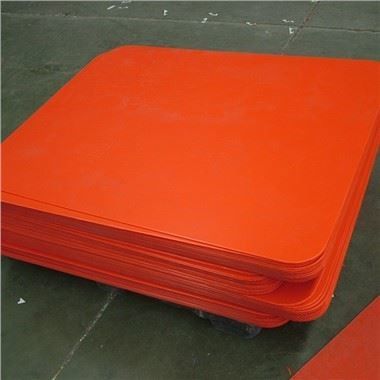 وسادات طبقة بلاستيكية مموجة PP كوروبلاست Pallet Bottle Divider 1200 X 1000mm