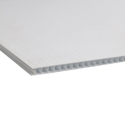12mm المموج Twinwall البلاستيك ورقة البولي بروبلين فارغة كوروبلاست